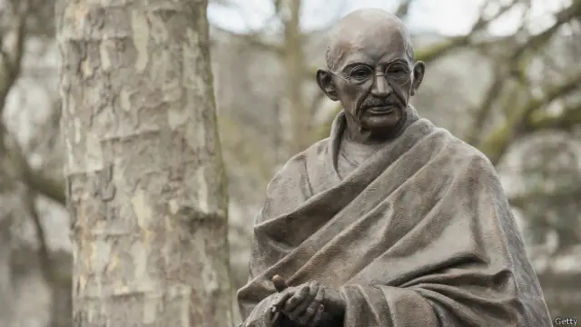 गांधी की प्रतिमा