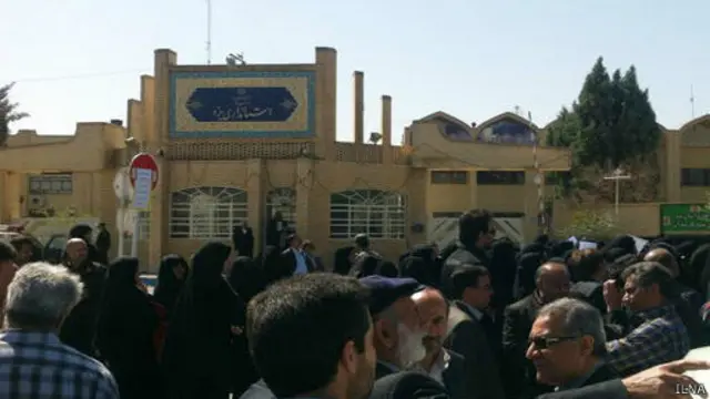 معلمان معترض در یزد