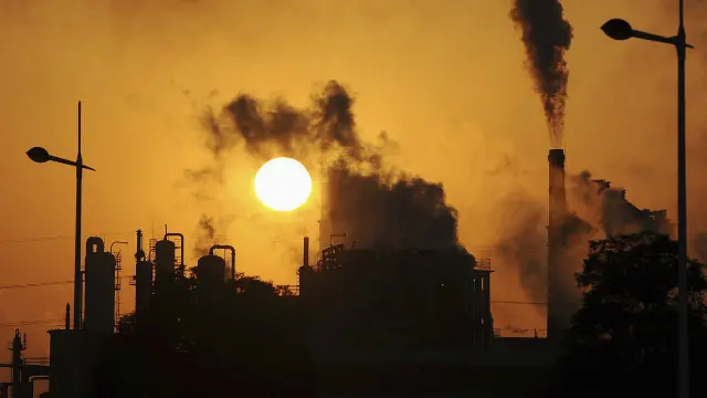 برای اجرایی شدن معاهده پاریس باید حداقل ۵۵ کشور که مسئول انتشار ۵۵ درصد تصاعد گازهای گلخانهای جهان هستند آن را امضا کنند