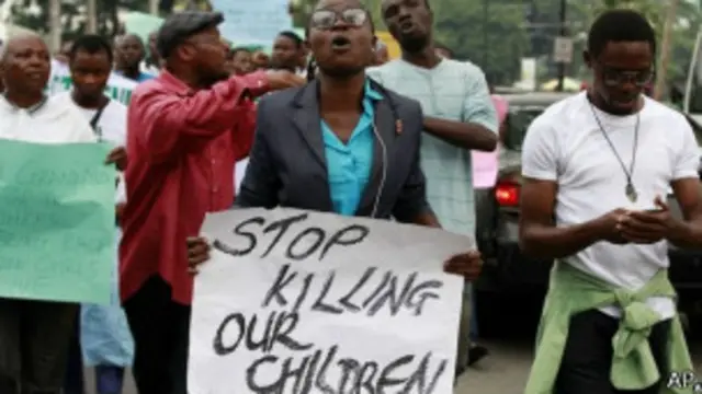 Las 200 niñas secuestradas por Boko Haram siguen desaparecidas.