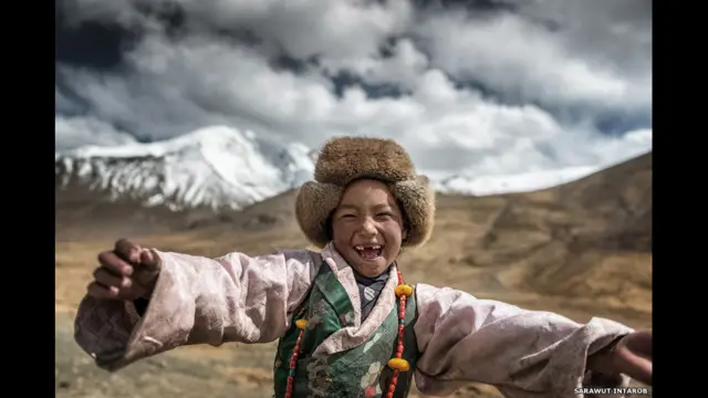 Тибетская девочка. Саравут Интароб