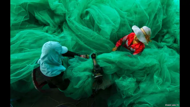 Пхам Ван Ту - рыболовные сети