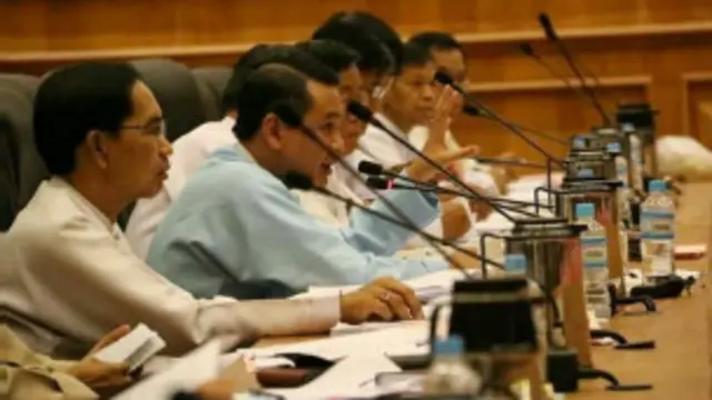 Students at Burma Parliament