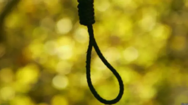 भारतीय संविधान की धारा 21 जीने का अधिकार देती है.