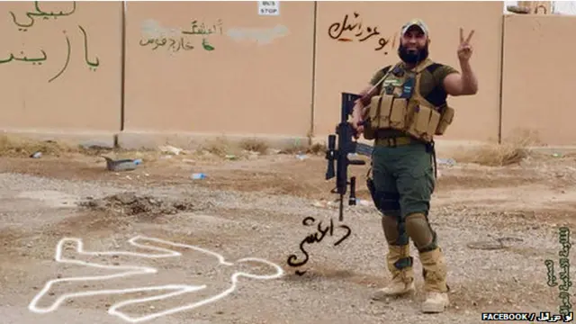 ابو عزرائیل کا لقب پانے والے رُبائی کا دعویٰ ہے کہ وہ دولتِ اسلامیہ کے خلاف نصف درجن مقامات پر لڑ چکے ہیں