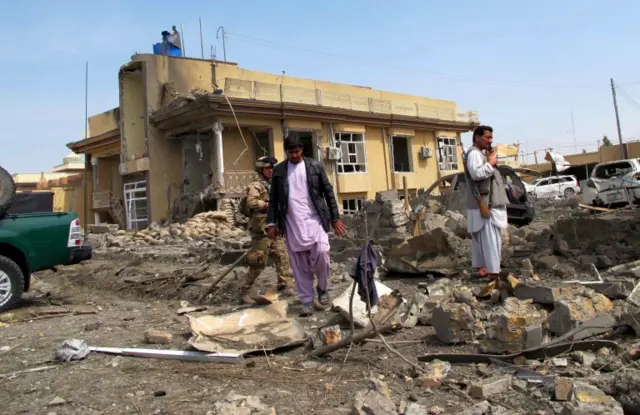 دغه برید د ولایت مېلمستون، د ملي امنیت د مرستیال مشر او د ولایتي شورا د مشر کور ته څېرمه شوی