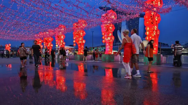 Đường phố Singapore sạch bóng (Ảnh: Suhaimi Abdullah/Getty Images) 