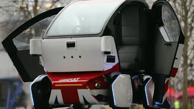 Một loại xe không người lái, Lutz 'Pathfinder' Pod, được giới thiệu tại trung tâm London hôm 11/2/2015