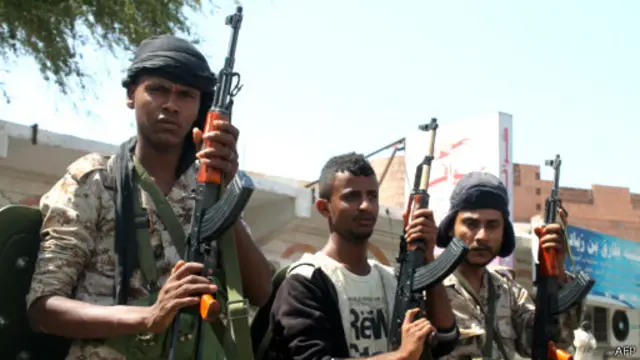 نیروهای وفادار به رئیس جمهوری فرودگاه را پس گرفته‌اند