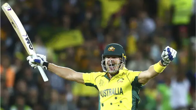 ایک آسان ہدف کے تعاقب میں آسٹریلیا کی جانب سے سٹیون سمتھ اور شین واٹسن نے نصف سنچریاں بنا کر اپنی ٹیم کو فتح دلوا دی۔