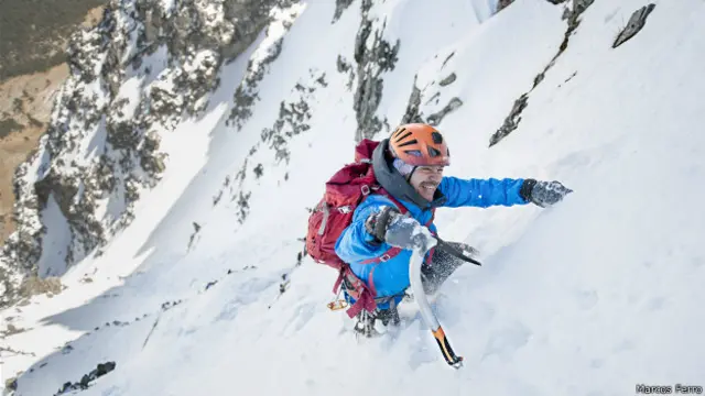 El proyecto resaltó algunas características de lo modelos G Shock, como resistencia a los impactos o a la presión de las profundidades, iluminación, adaptación al frío o altitud extrema, como lo demuestra el alpinista Héctor Ponce de León.