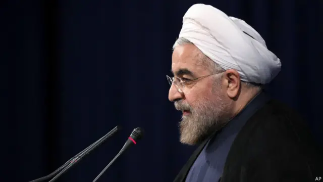 یکی از وعده‌های نافرجام حسن روحانی در ایام انتخابات، تاسیس فرهنگستان زبان ترکی بود که در آخرین روزهای تبلیغات ریاست جمهوری، در خرداد سال ۹۲ وعده داد شد. این کار البته تا به الان به جایی نرسید و با توجه به توان بالای سیاسی مخالفان، بعید است که به سرانجام برسد.