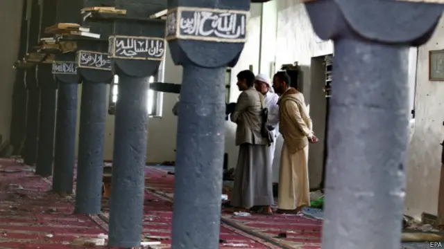 20 Mart'ta Yemen'in başkenti Sana'daki bir camiye düzenlenen saldırı.