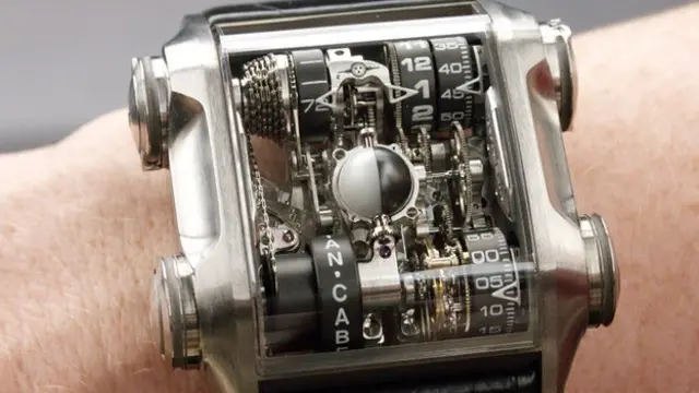 काबेस्तन लूना नेरा 