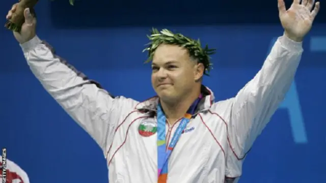 मिलन डोवरेव, बुल्गारियाई भारत्तोलक