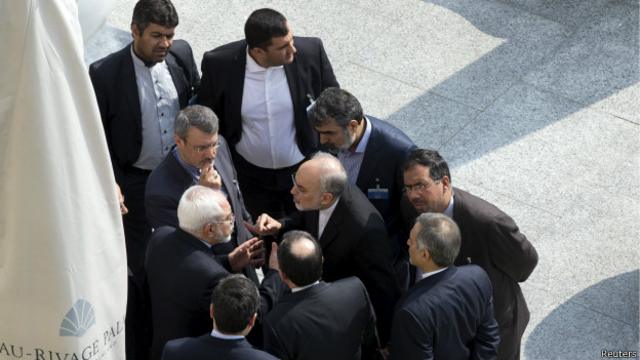Иранская делегация на переговорах в Лозанне 