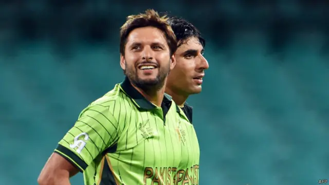 پاکستان مصباح الحق اور شاہد آفریدی کا متبادل ڈھونڈنےمیں ناکام رہا ہے: وسیم اکرم