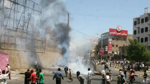 درگیری ساکنان تعز با نیروهای حوثی