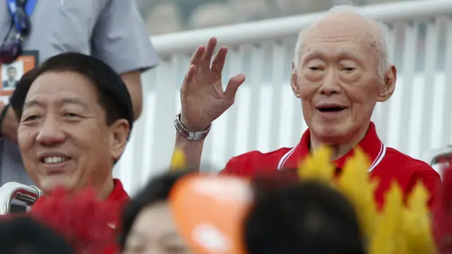 lee kuan yew dies