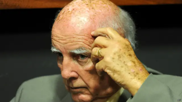 बॉब ह्यूइट