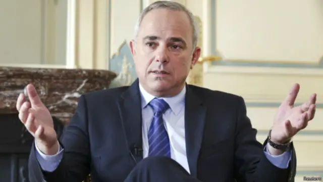 آقای استاینیتز قبلا گفته بود فقط توافقی که به "برچیدن کامل" برنامه هسته‌ای ایران منتهی شود از نظر اسرائیل قابل قبول است