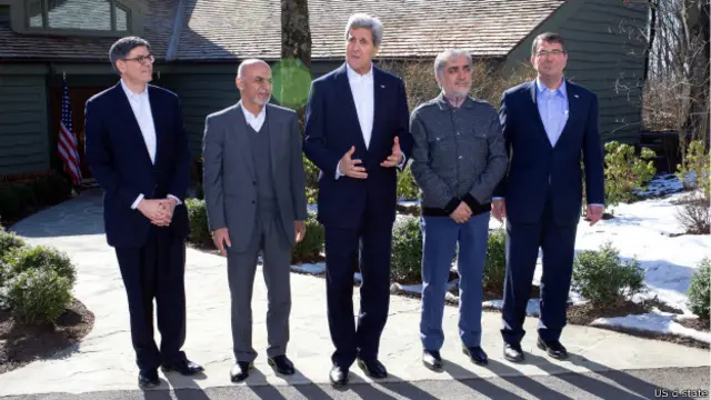 آقای غنی گفته ما نمی‌خواهیم باری بر دوش آمریکا باشیم