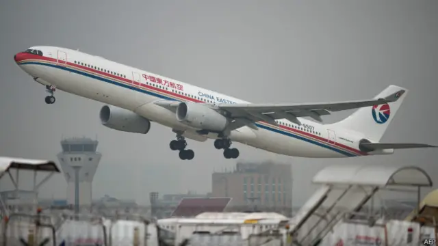 चीन का यात्री विमान