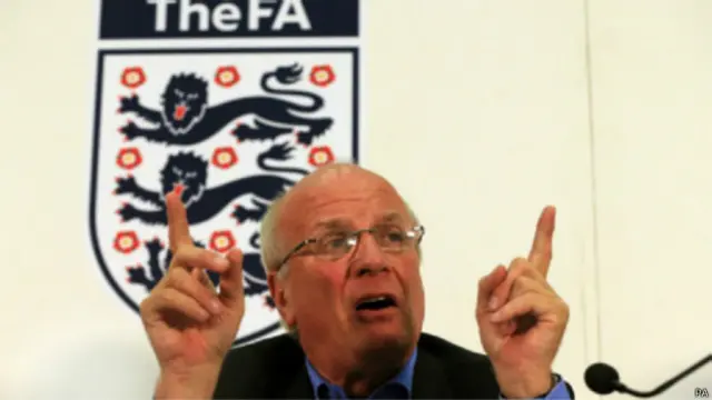 Ketua FA Greg Dyke mengaku pembatasan pemain asing bertujuan untuk memajukan sepak bola Inggris.