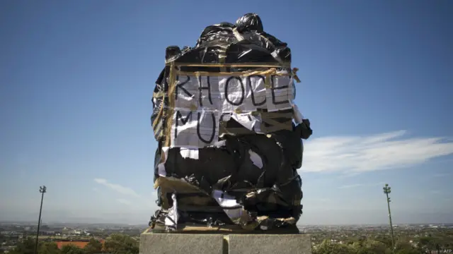 سیسل رہوڈس تاج برطانیہ کا شہری تھا اور زمبابوے کی آزادی سے پہلے کا نام رہوڈیشا اسی کے نام پر رکھا گیا تھا۔