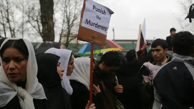 راغونډو شویو کسانو په پای کې یو پرېکړه لیک هم اعلان کړ، او د هغو امنیتي چارواکو د ګوښه کېدو غوښتنه یې وکړه، چې د فرخندې د وژل کېدو په ورځ یې د هغې کورنۍ اړه کړې وه، چې ووايي لور یې رواني ناروغي لرله.