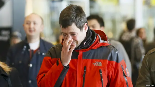 Встречавший в аэропорту