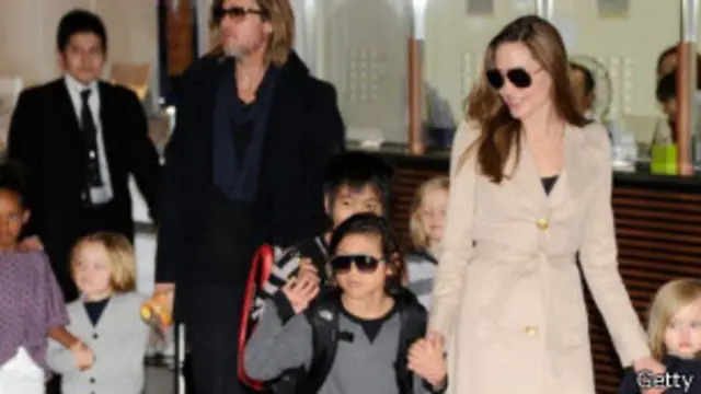 Angelina Jolie tiene seis hijos con el actor Brad Pitt.