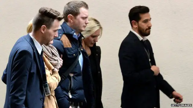 صدمة في مطار دوسلدورف بعد ورود الأنباء بشأن تحطم الطائرة.