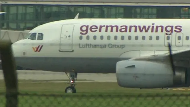 德翼航空一架客机坠毁，之前该公司一直保持优秀飞行记录，从未有事故报道，坠毁客机有24年机龄。