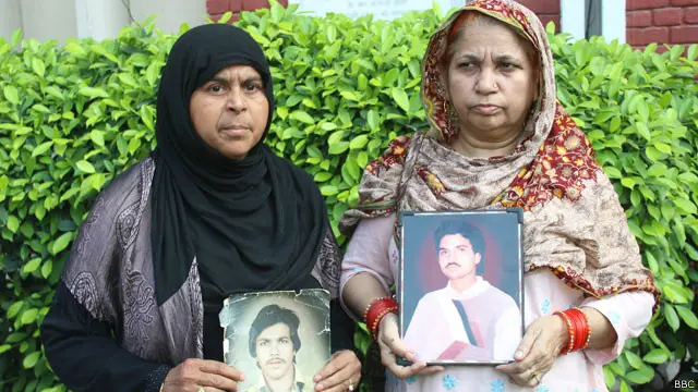 عدالت کے فیصلے سے اس بہیمانہ واقعے کے گواہان اور متاثرہ خاندان مایوس ہیں لیکن انھیں اب بھی اعلیٰ عدالت سے انصاف کی امید ہے