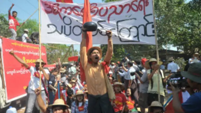 Students demand to change Education Law 