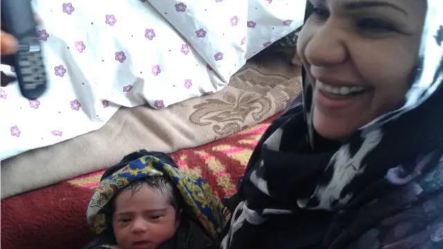 د دې نجلۍ د نوم د ایښودلو مراسم ساده خو پرتمین بلل شوي په دې مراسمو کې د غور په مرکزي روغتون کې د نوموړي ولایت یوشمېر مدني او کلتوري فعالانو ګډون کړی و