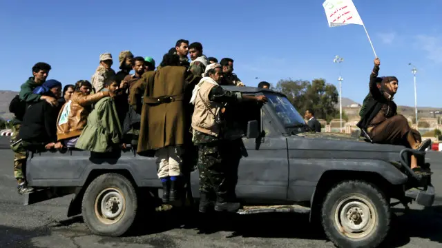 حوثی قبائل مختلف محاذوں پر پیش قدمی کر رہی ہے