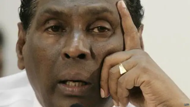 'පසුගිය වසර දහය තුළ වැටුප් වැඩි වීමක් සිදු වුනේ නැහැ. 2015 මැයි පළමුදා සිට රුපියල් 1500 ලැබෙනවා. 2016 ජනවාරි පළමුදා සිට ඒ අයට තව රුපියල් 1000 ලැබෙනවා'