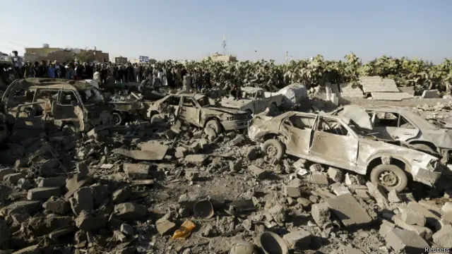 沙特空袭之后的也门首都萨那