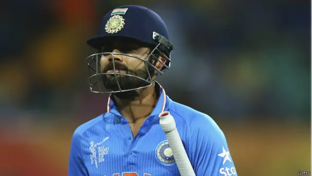 ویراٹ کوہلی پاکستان کے خلاف سنچری کے بعد سات میچوں میں ایک نصف سنچری تک نہ بناسکے