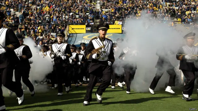La banda de los Osos Dorados de la Unversidad de California