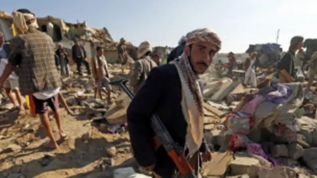 हूती विद्रोहियों की सेना में शामिल लड़ाका