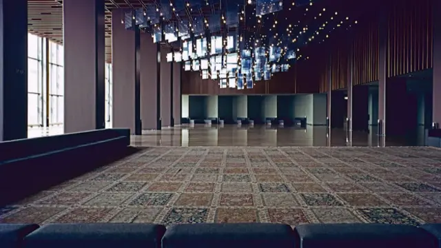 AKM yenileme projesi Tabanlıoğlu Mimarlık'a verildi. Hazırlanan ilk proje, Kültür Sanat ve Turizm Emekçileri Sendikası'nın açtığı dava sonucunda yargı kararıyla iptal edildi.