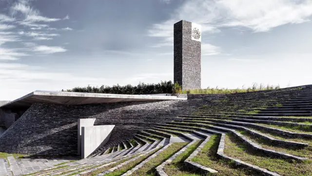 İstanbuldakı Sancaklar məsçidi - Designs of the Year 2015 müsabiqəsinin finalçısı