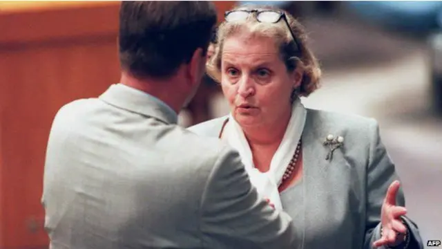 Madeleine Albright disse que havia um lugar especial no inferno reservado para as mulheres que não ajudam outras mulheres, porque ainda há muito o que fazer