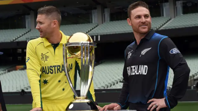 نیوزی لینڈ کی کرکٹ ٹیم کے کپتان برینڈن میک کلم کے نزدیک ورلڈ کپ کے فائنل میں دونوں ٹیموں کی فتح کے امکانات برابر ہیں۔