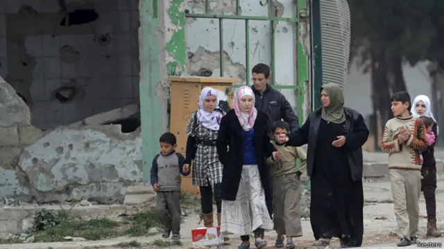 Siviller kentten kaçıyor