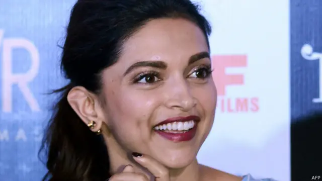 दीपिका पादुकोण