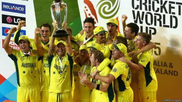 ऑस्ट्रेलियाई टीम कप जीतने के बाद